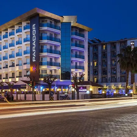Parador Suite Hotel Отель
