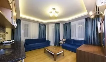 Отель Parador Suite Hotel 3*
