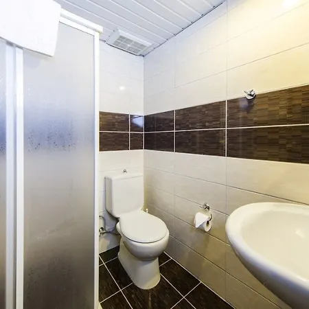 Parador Suite Hotel Отель