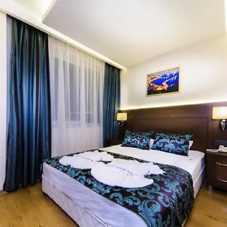 Parador Suite Hotel Алания
