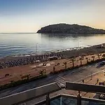 Parador Suite Hotel Hotel 3*