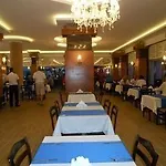 Parador Suite Hotel Hotel