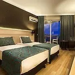 Parador Suite Hotel Hotel 3*