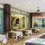 Parador Suite Hotel Hotel