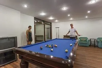 Parador Suite Hotel 호텔 알란야