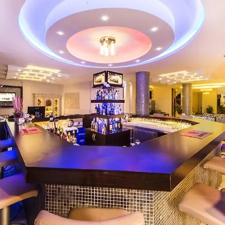 Parador Suite Hotel 알란야